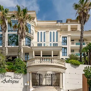 https://residence-adriana.fr-provencehotel.com